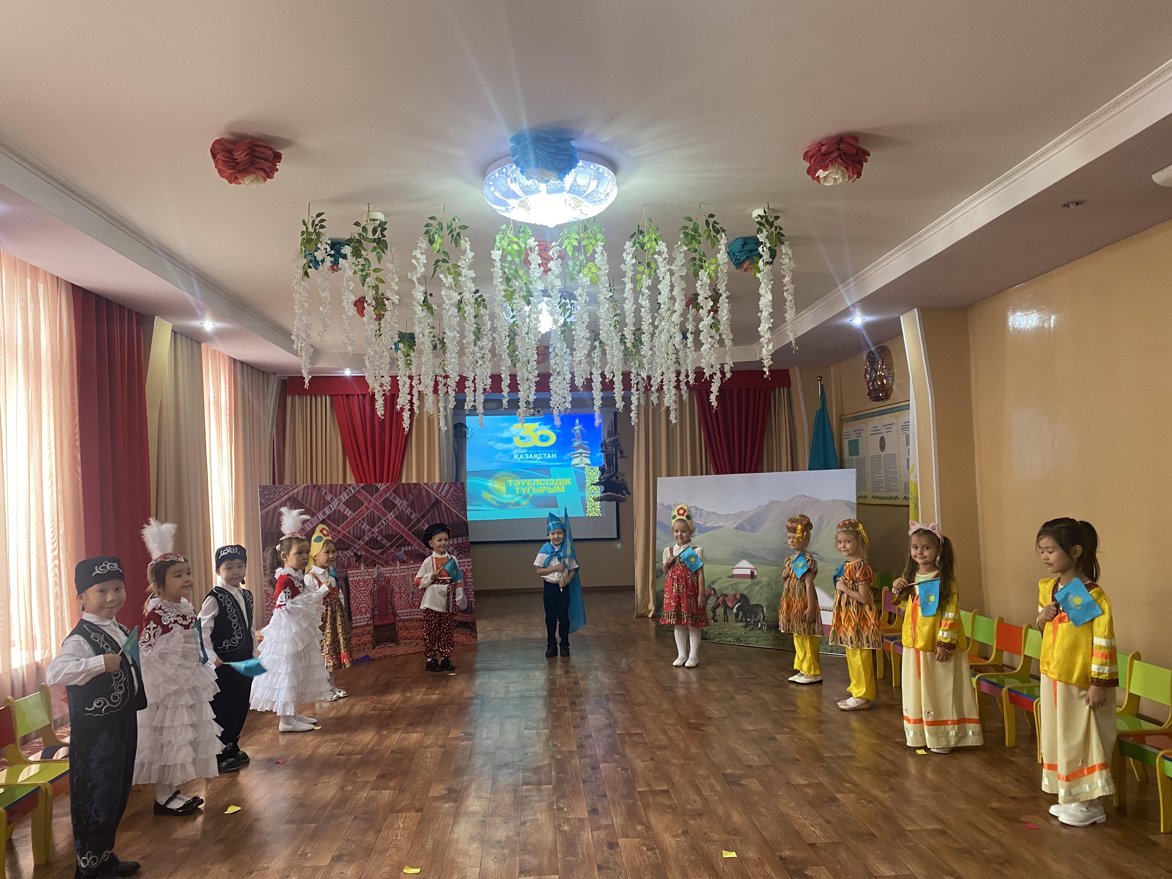 "Елімнің еркіндігі -Тәуелсіздік" "Балдырған" тобы Тәрбиеші: Нұрмаханбетова Жазира
